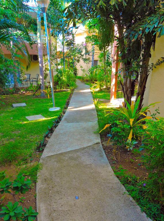 Koniambo Hotel Kone Luaran gambar