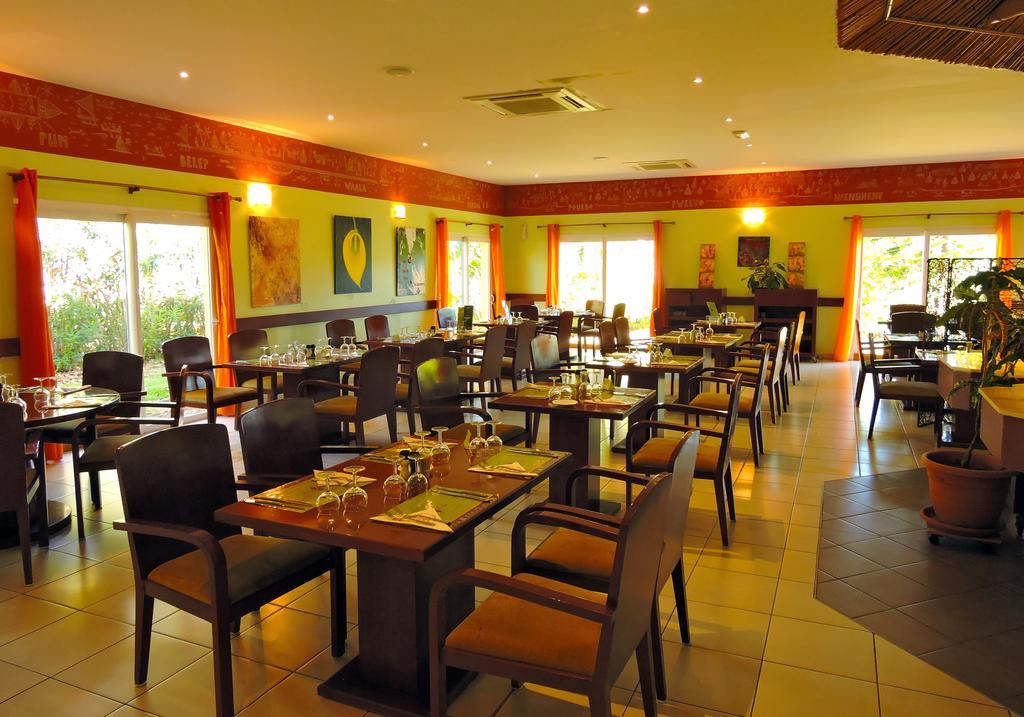 Koniambo Hotel Kone Luaran gambar