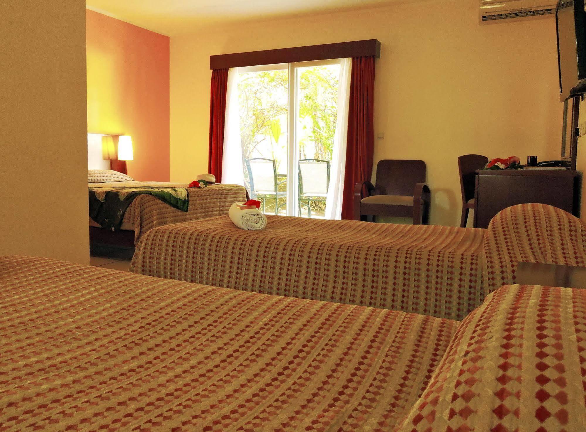 Koniambo Hotel Kone Luaran gambar